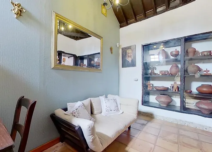 Charming 1-bed House In Villa La Laguna (Tenerife)
