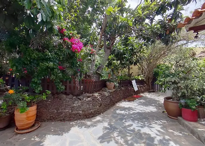 Charming 1-bed House In Villa *